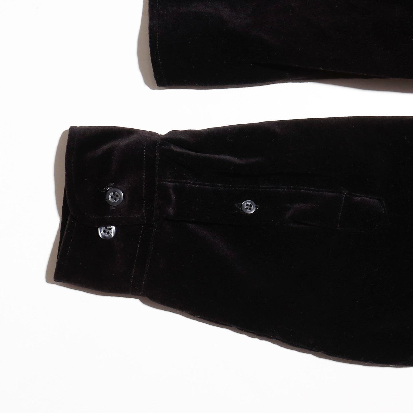 *one-off cropped bow tie velvet shirt