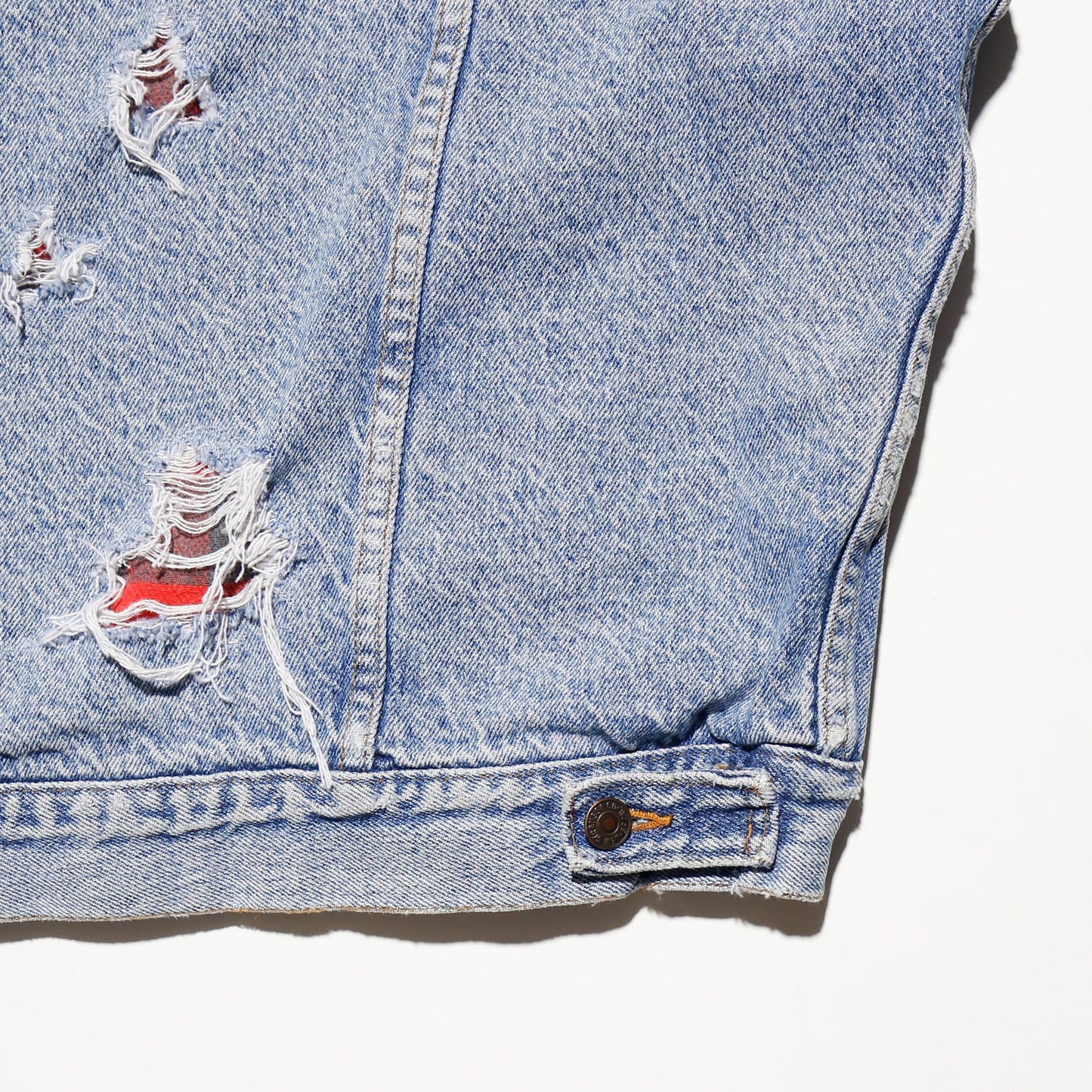 *one-off 90's Levi's broken trucker jacket , with check liner