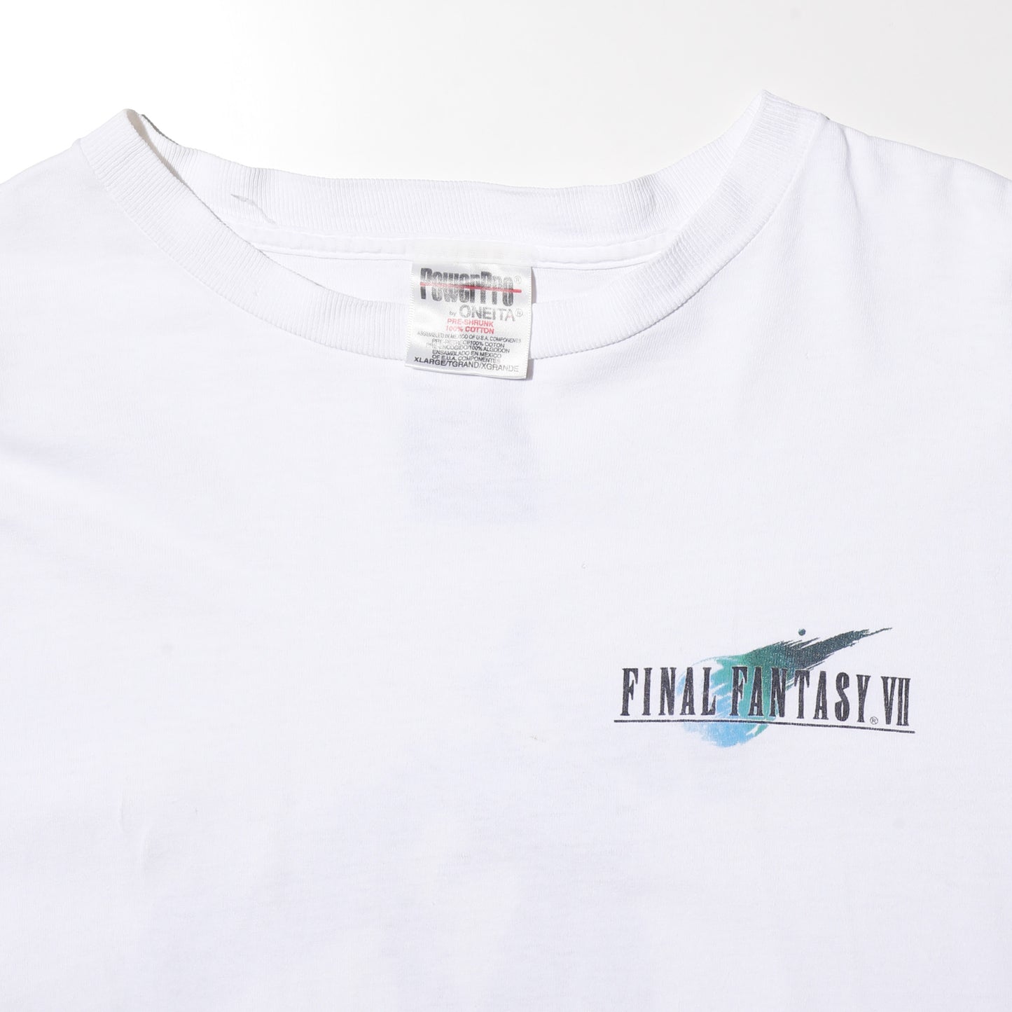 vintage 90's Final Fantasy VII Cloud t-shirt , by Square Soft