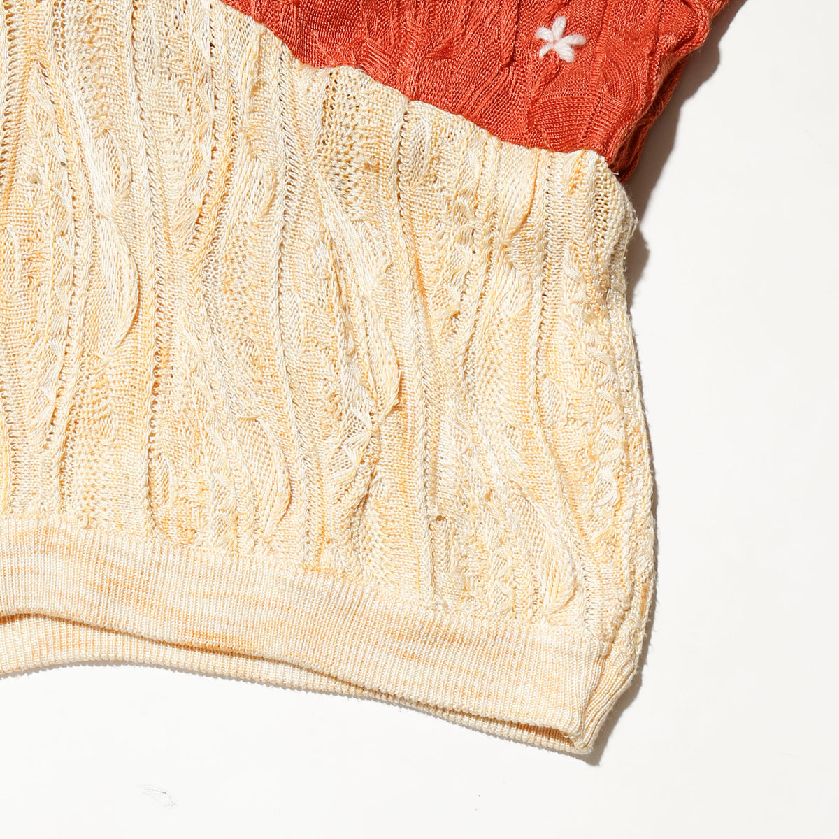 *one-off switched 3d knit h/s