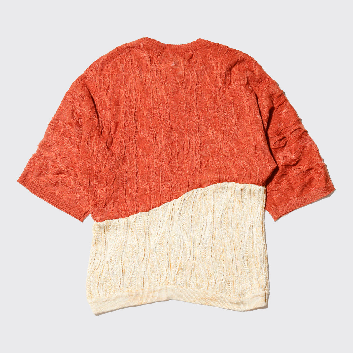 *one-off switched 3d knit h/s