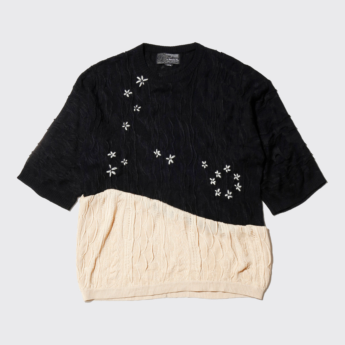 *one-off switched 3d knit h/s
