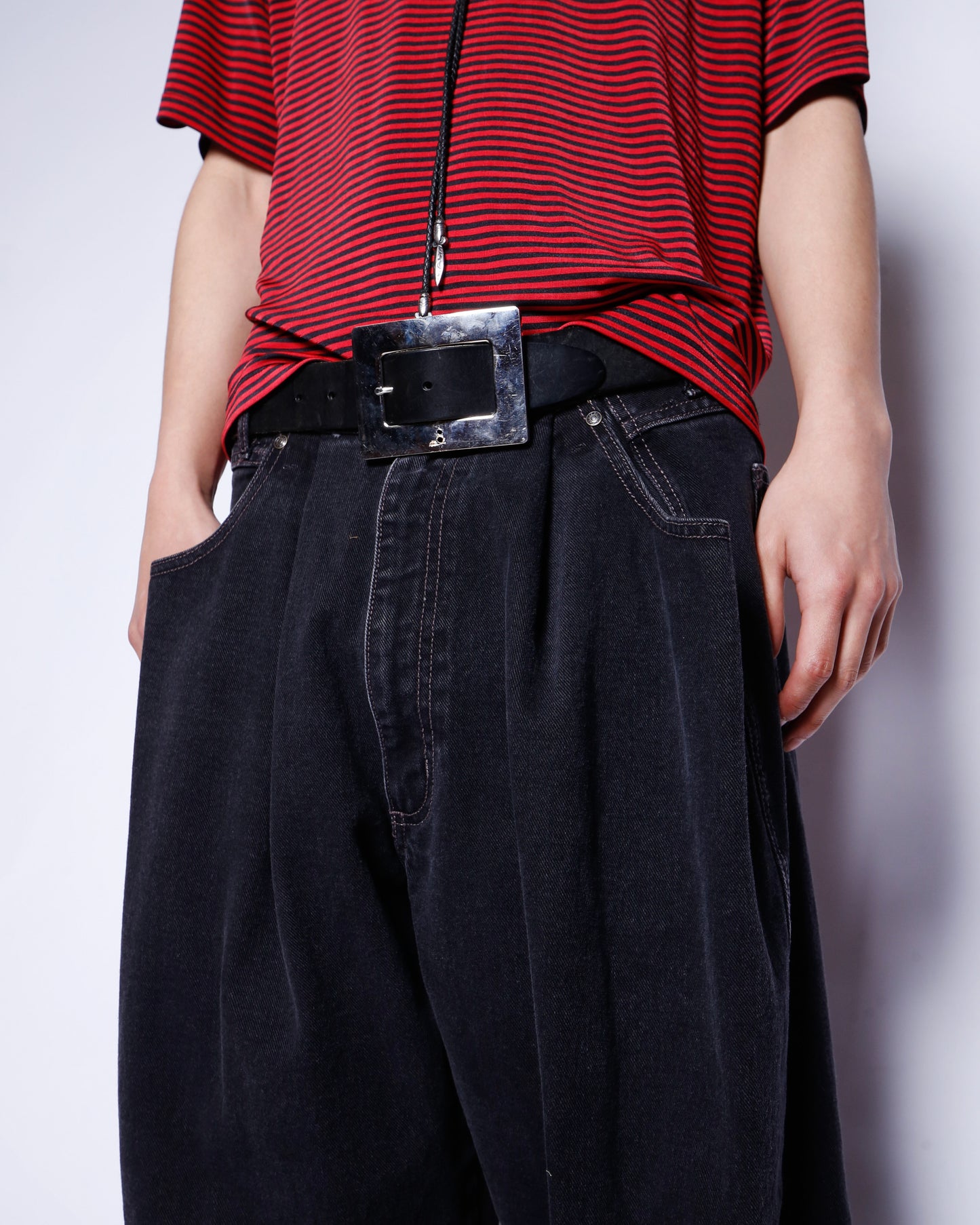 vintage tucked wide leg jeans