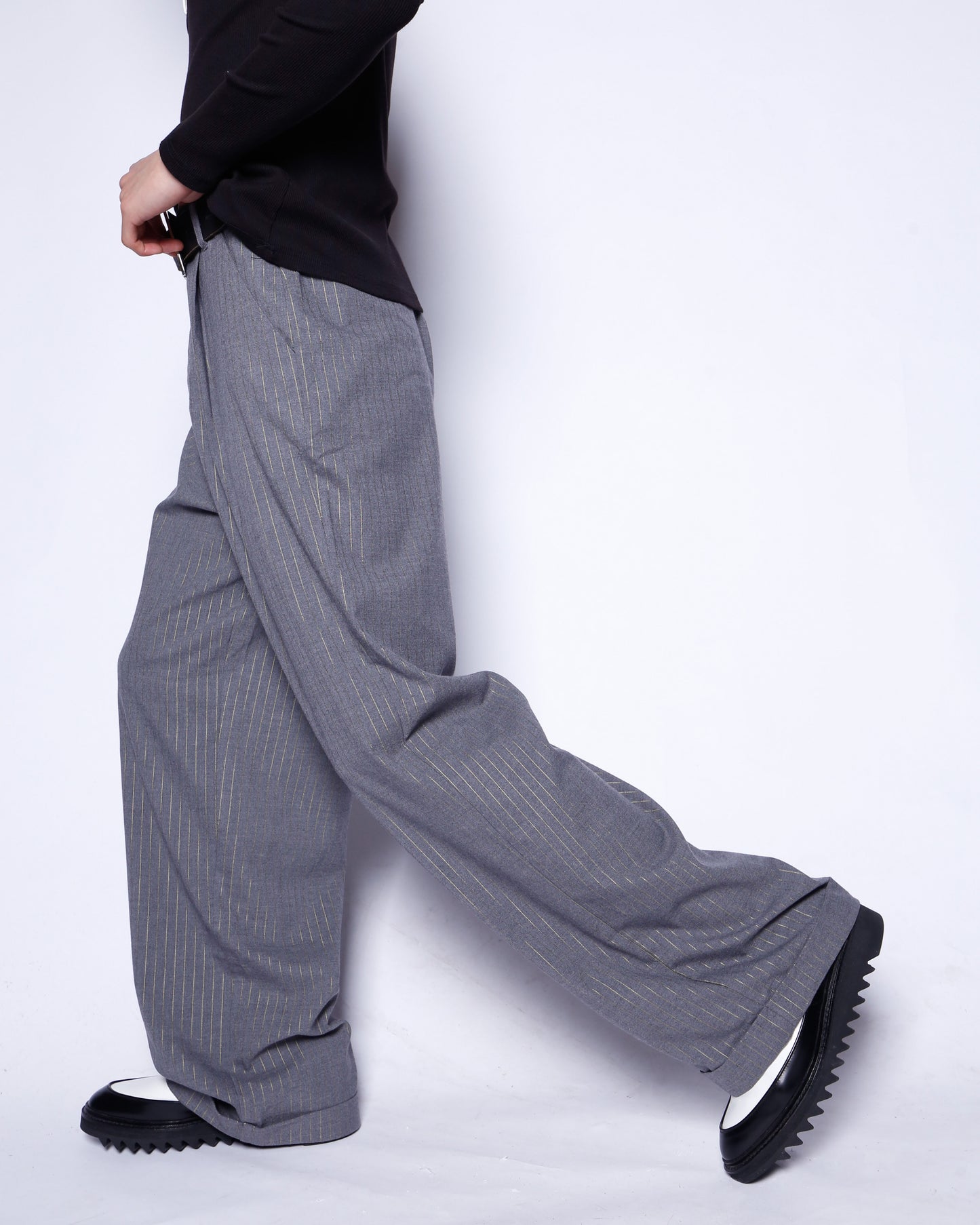 vintage tucked stripe wide slacks
