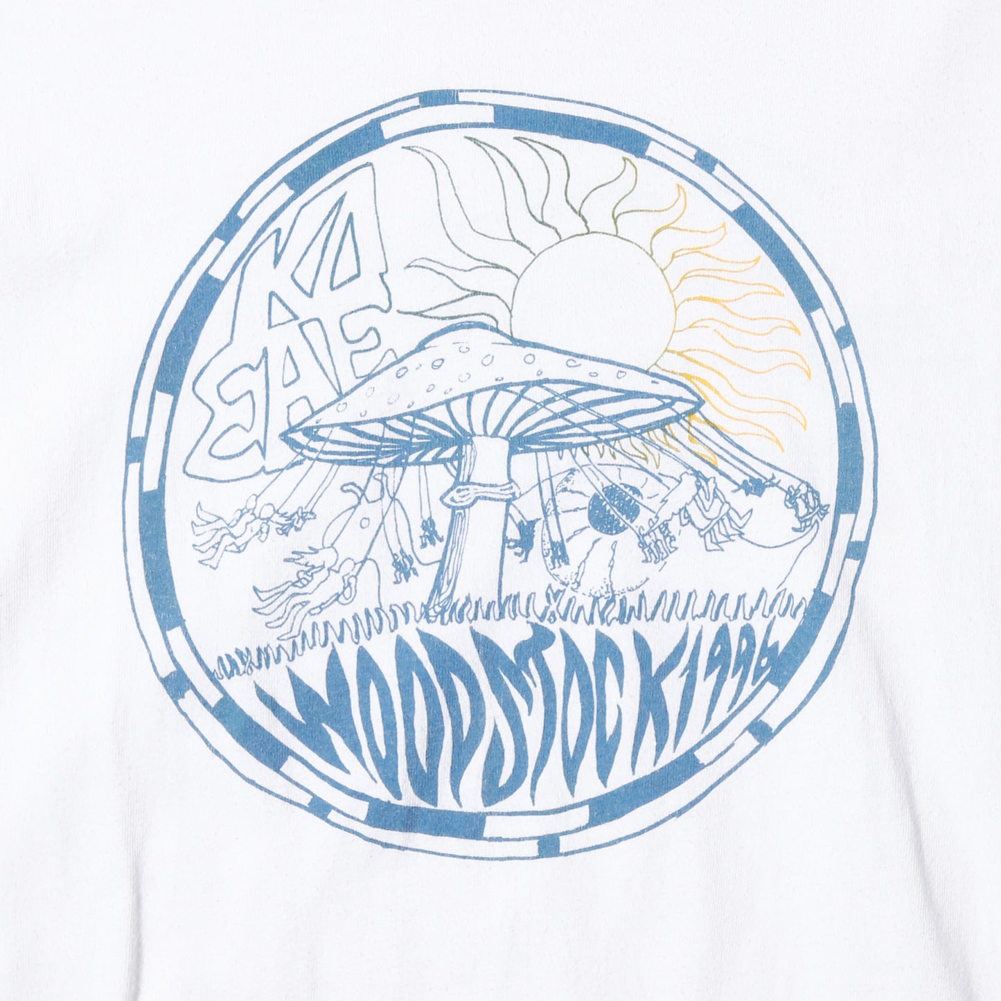 vintage 1996' Woodstock mushroom t-shirt