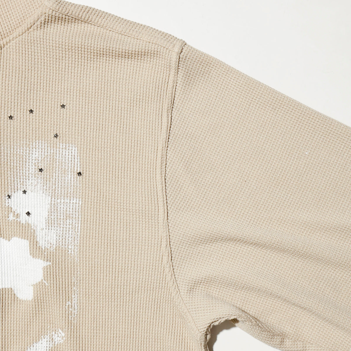 *one-off "the world is yours" hand screen hoodie