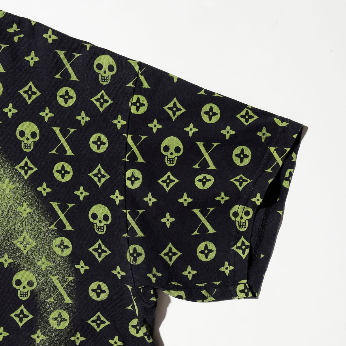 vintage skull monogram all over print t-shirt