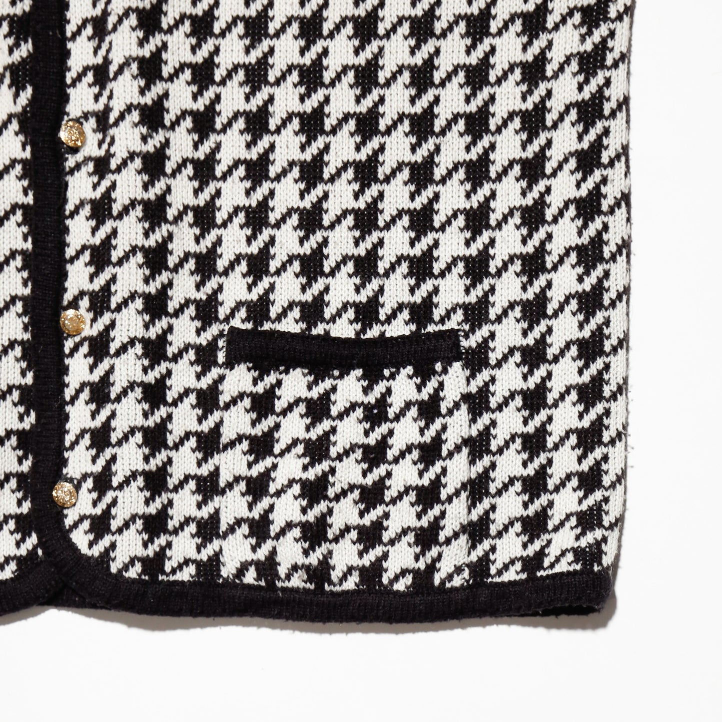 vintage houndstooth chanel cardigan