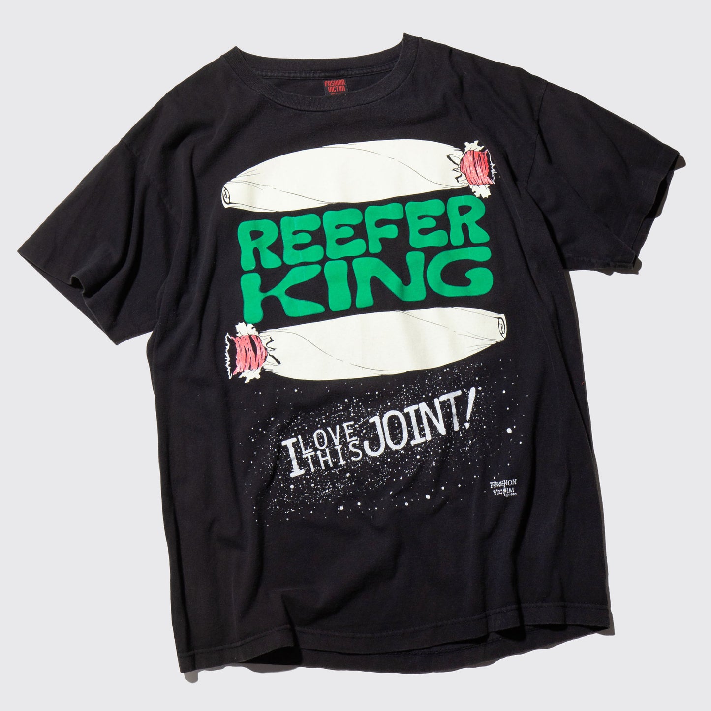 vintage 1993's Fashion Victim big joint t-shirt