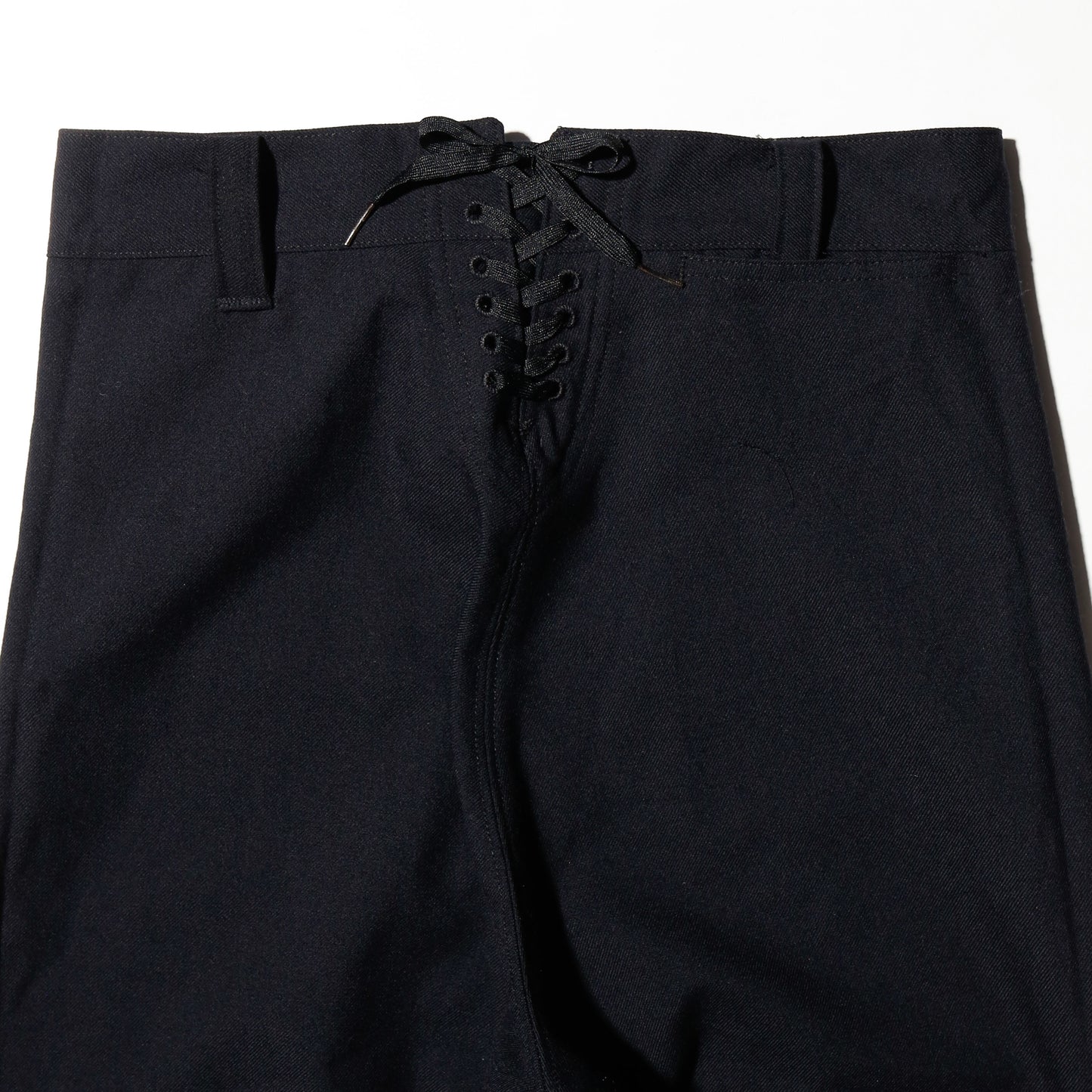 *one-off twill sailor trousers, with belt loop