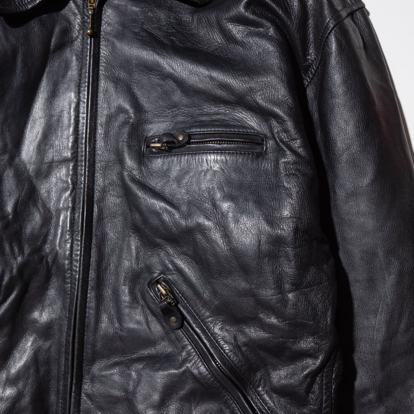 vintage zipped leather jacket