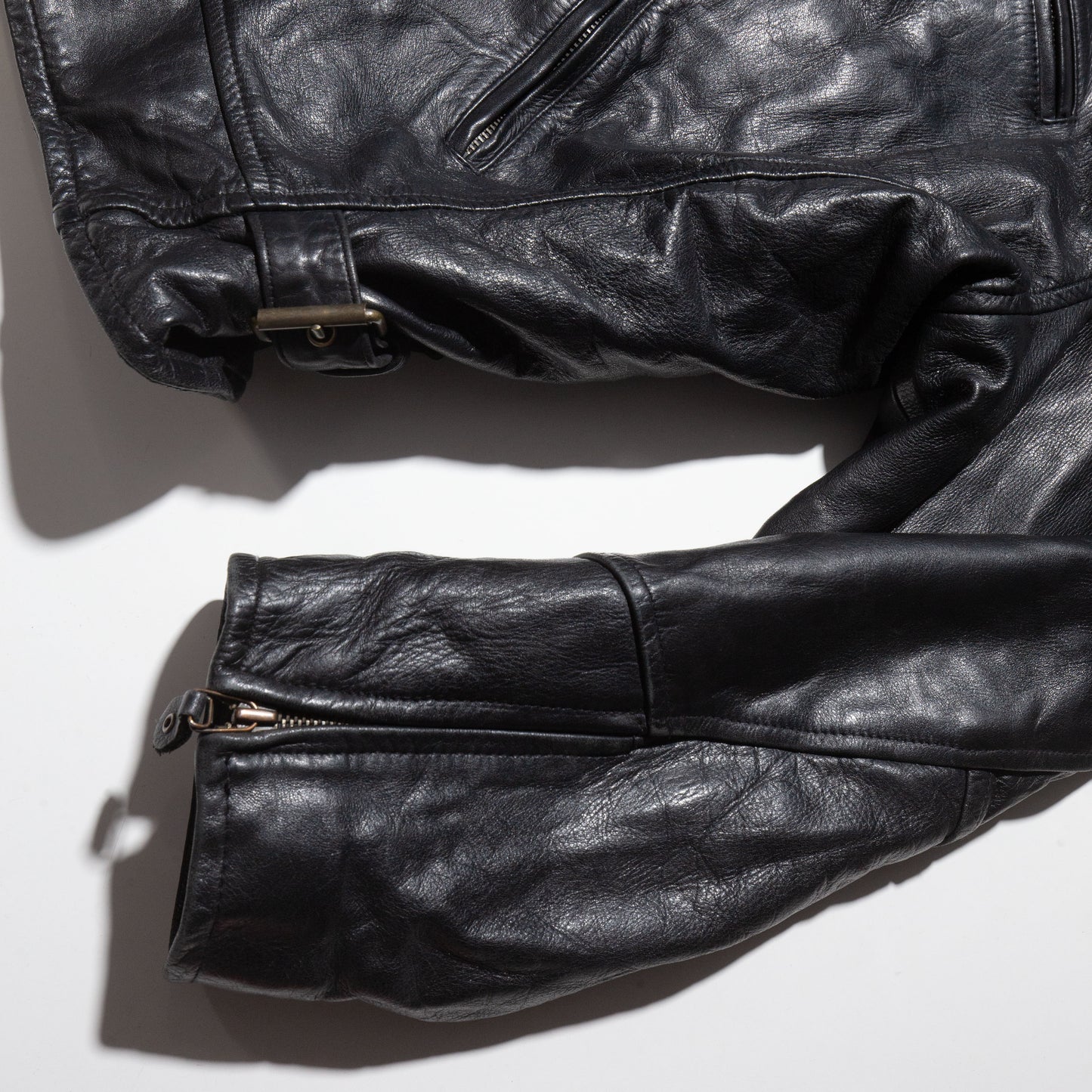 vintage zipped leather jacket