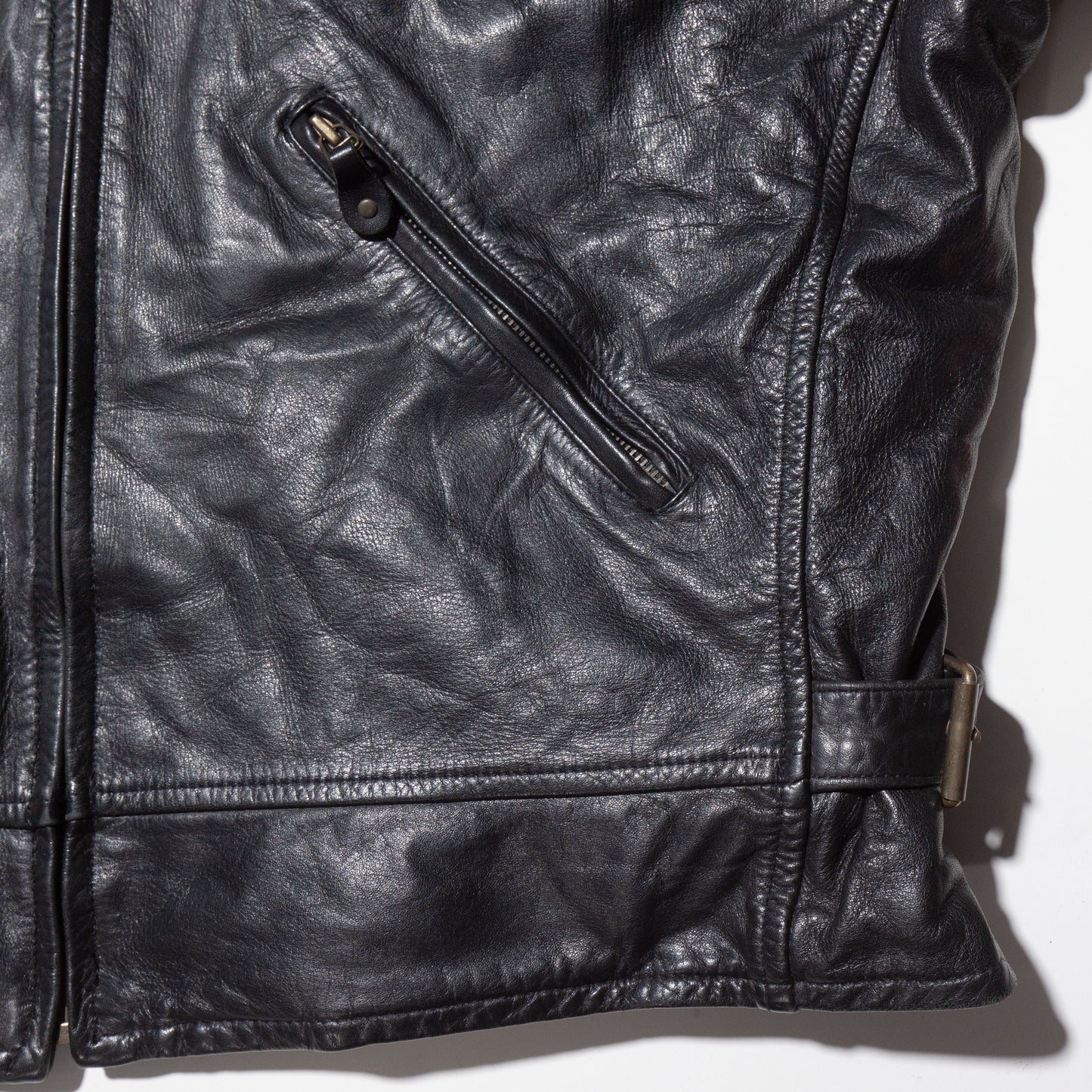 vintage zipped leather jacket