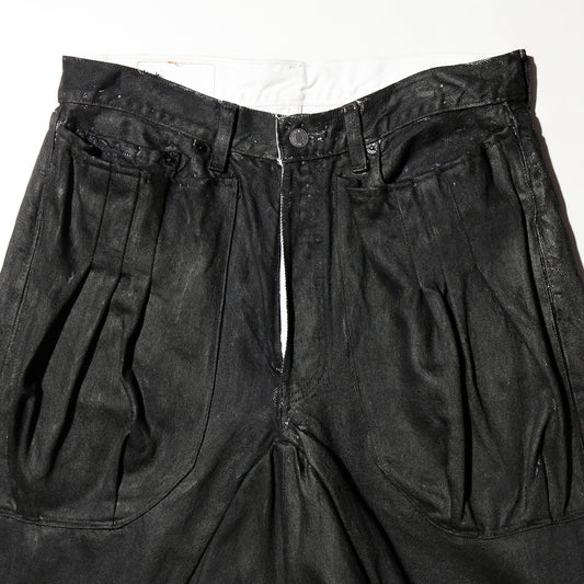 *one-off drop pocket bermuda shorts :model-coating black