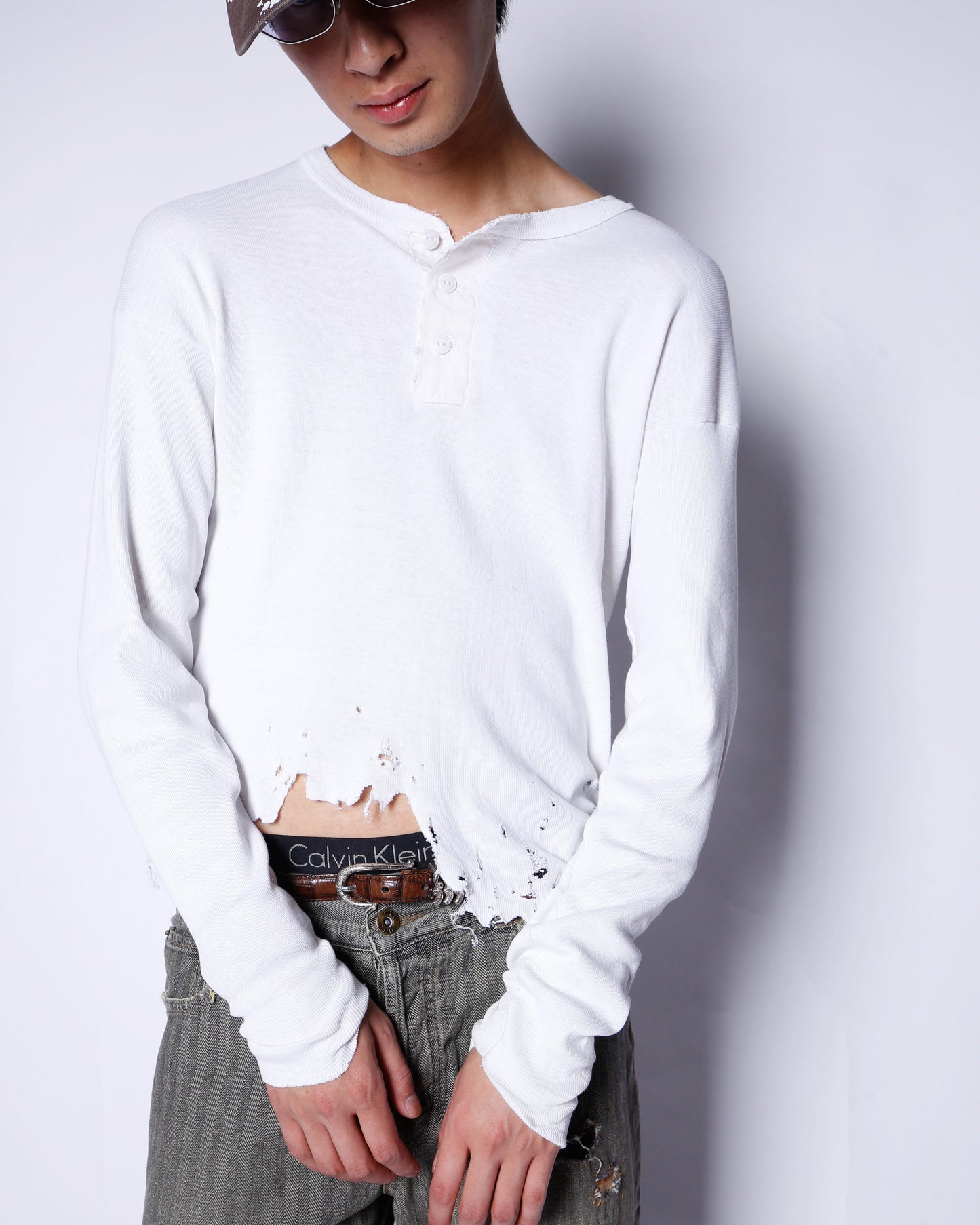 *one-off broken henry neck cut sew