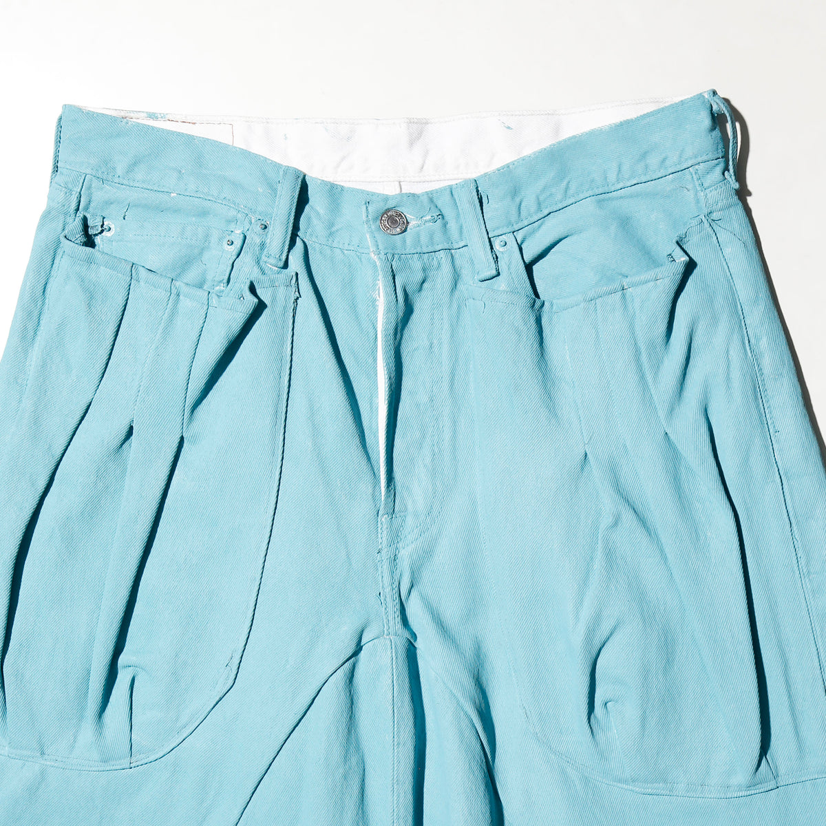 *one-off drop pocket bermuda shorts :model-coating tifany