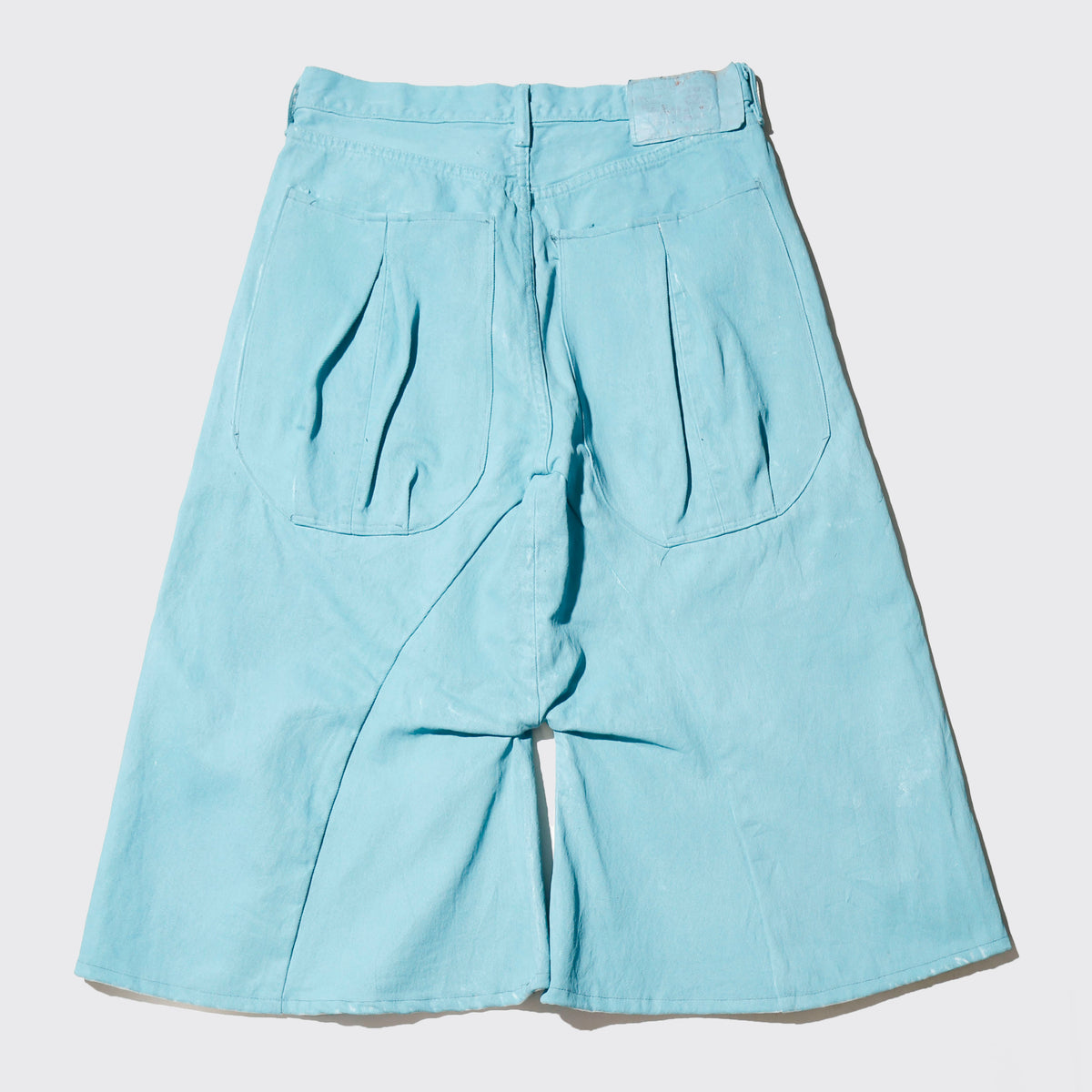 *one-off drop pocket bermuda shorts :model-coating tifany