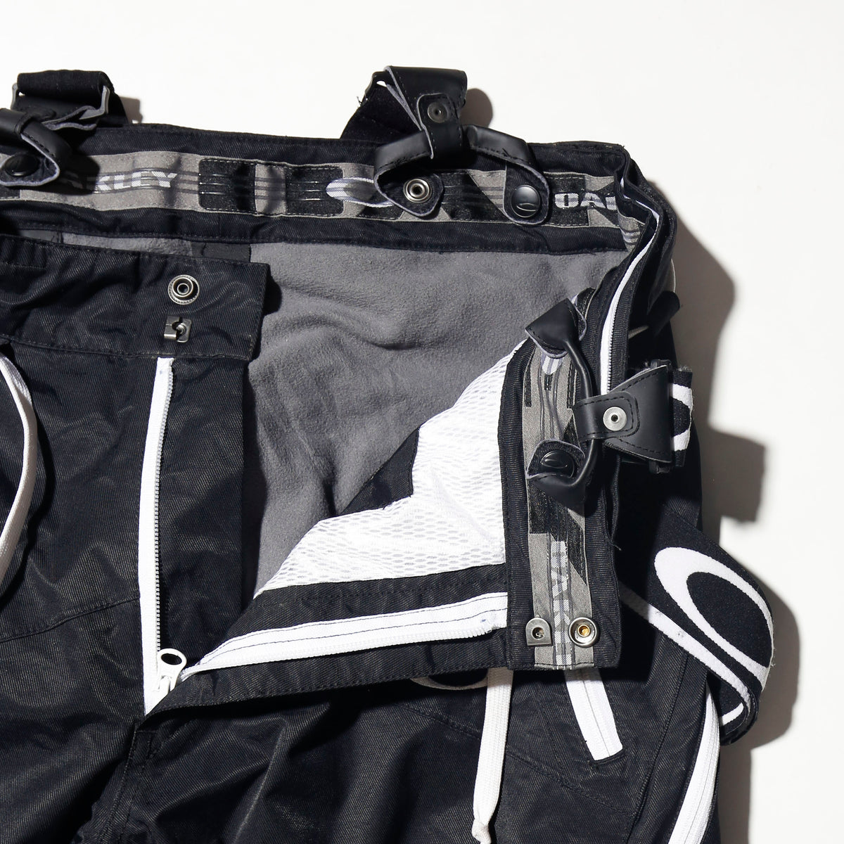vintage 00's oakly board shell trousers , with suspender