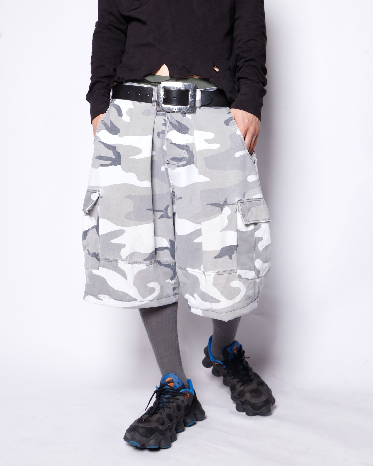 vintage city camo cargo shorts