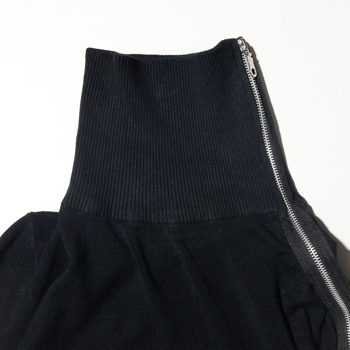 vintage side zipper ribbed sweater