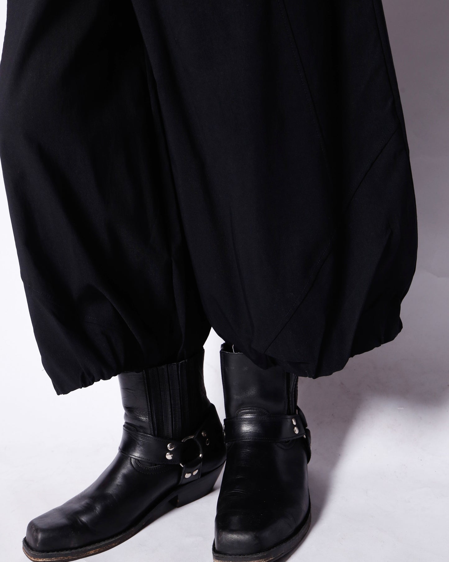 vintage balloon cropped trousers