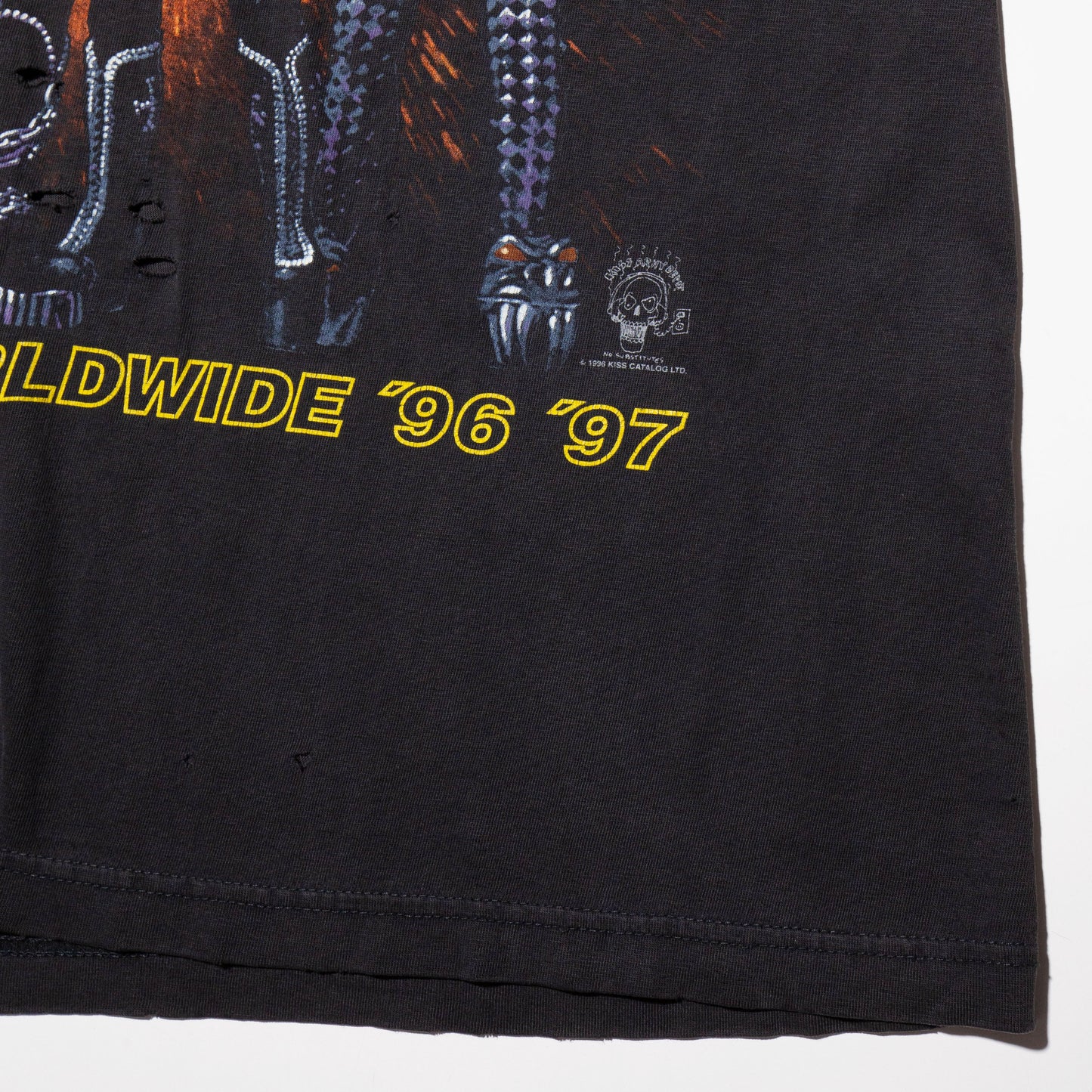 vintage 1996-96's KISS ALIVE WORLDWIDE t-shirt