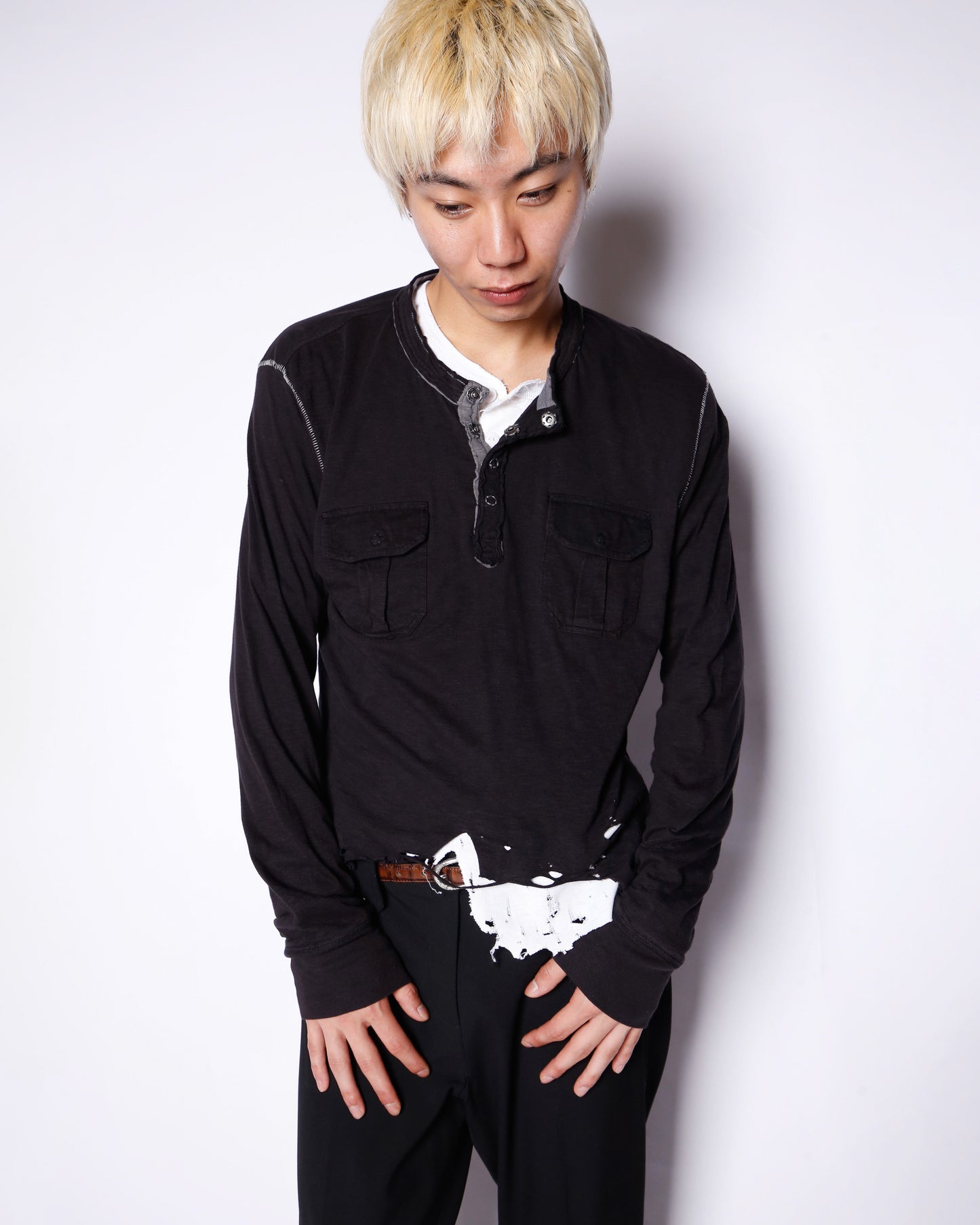 *one-off broken henry neck cut sew