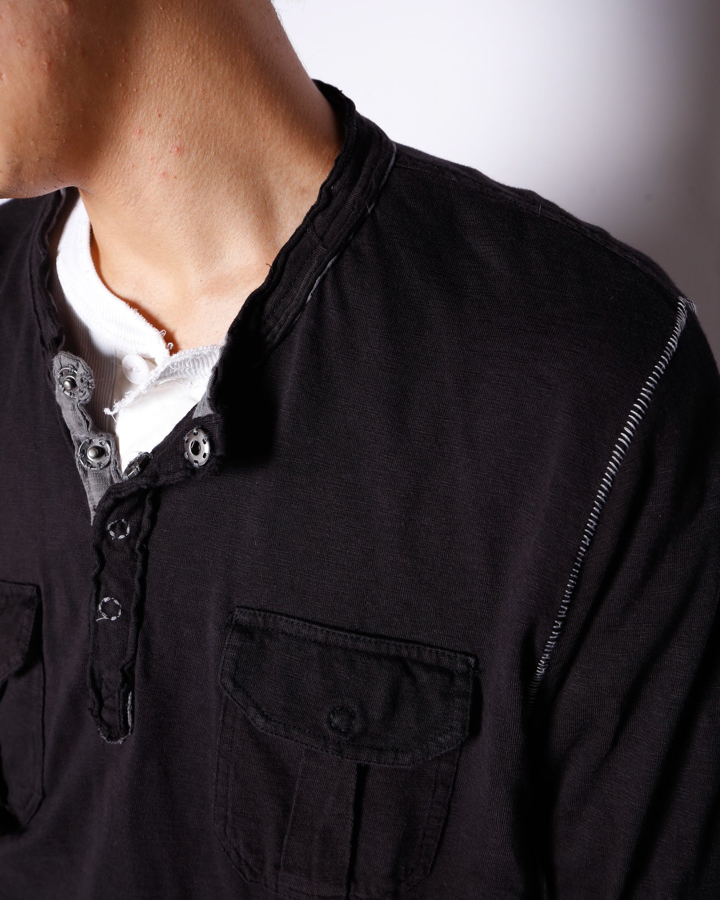 *one-off broken henry neck cut sew