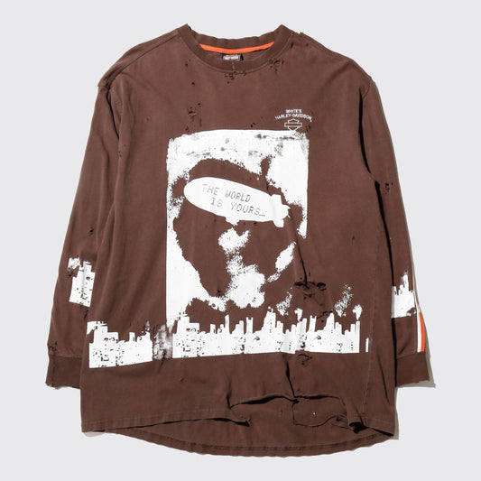 *one-off  "the world is yours" hand screen l/s