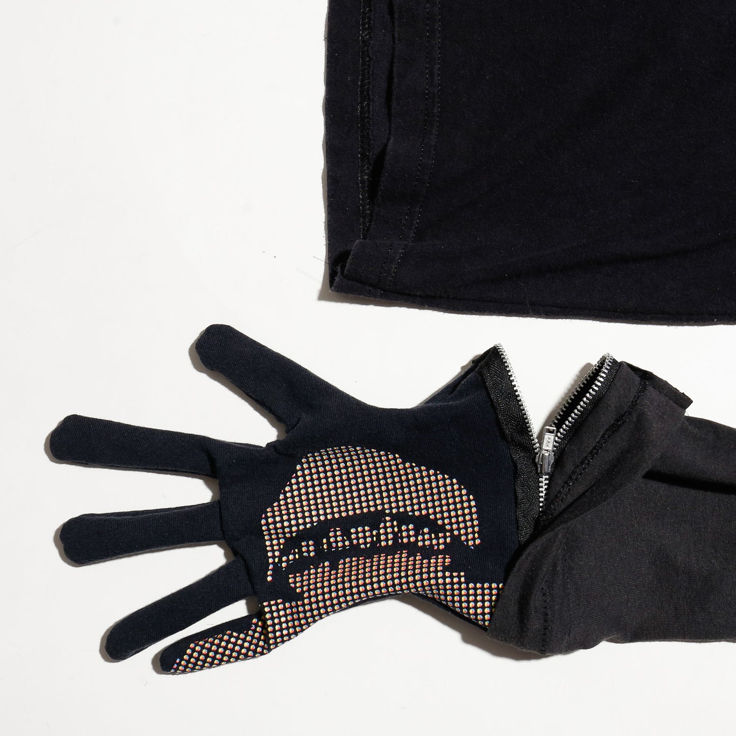 *one-off hybrid hooded cut sew, with detachable gloves