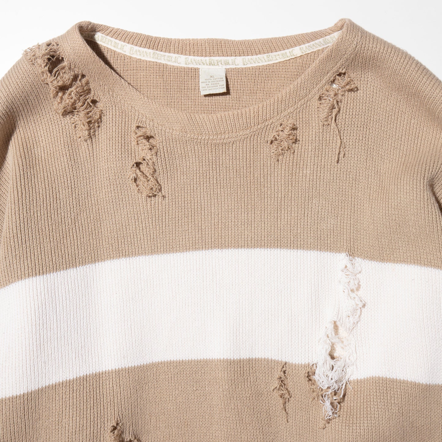 vintage broken border sweater