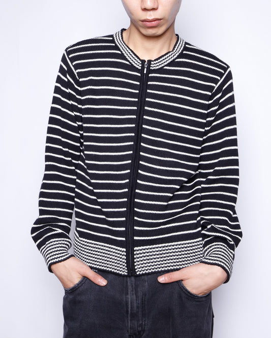 vintage border zip sweater