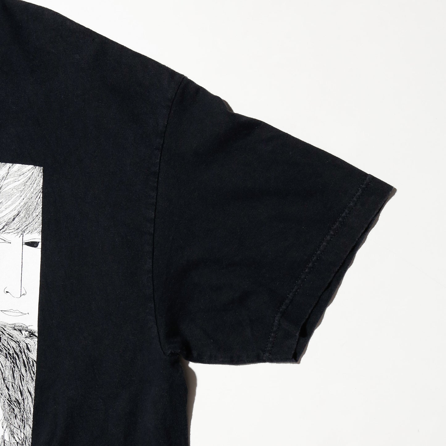 vintage 2002's the beatles revolver t-shirt