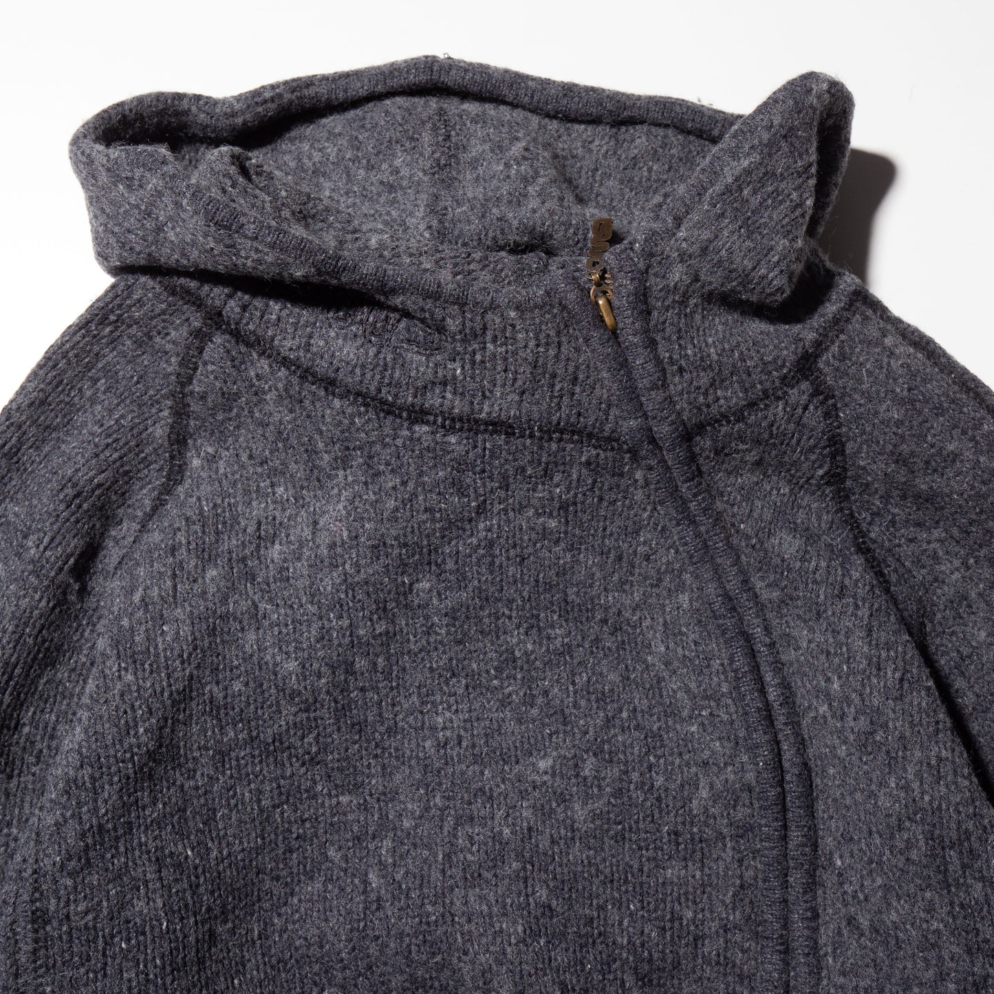 vintage slanting zip knit hoodie