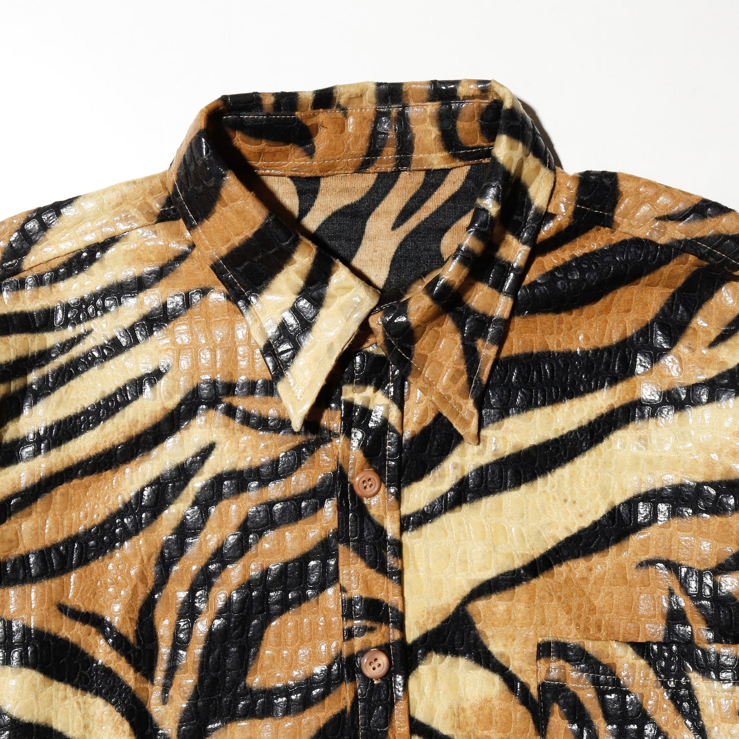 vintage enamel tiger shirt