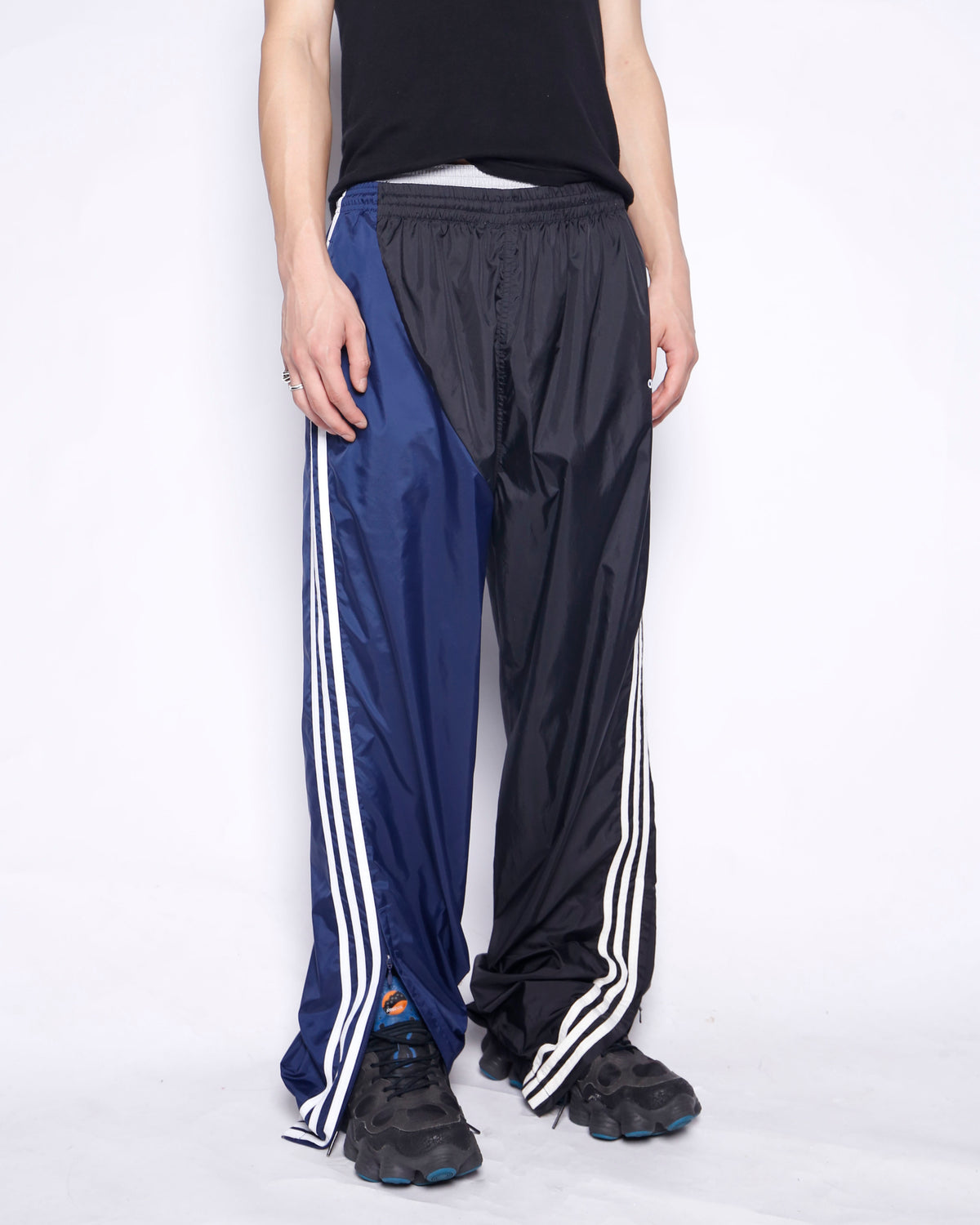 *one-off split nylon truck pants