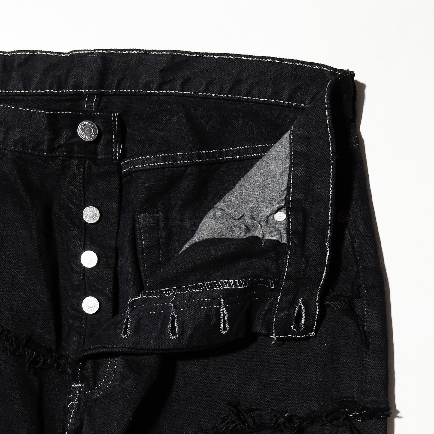 *one-off tsugihagi jeans, model-black finish