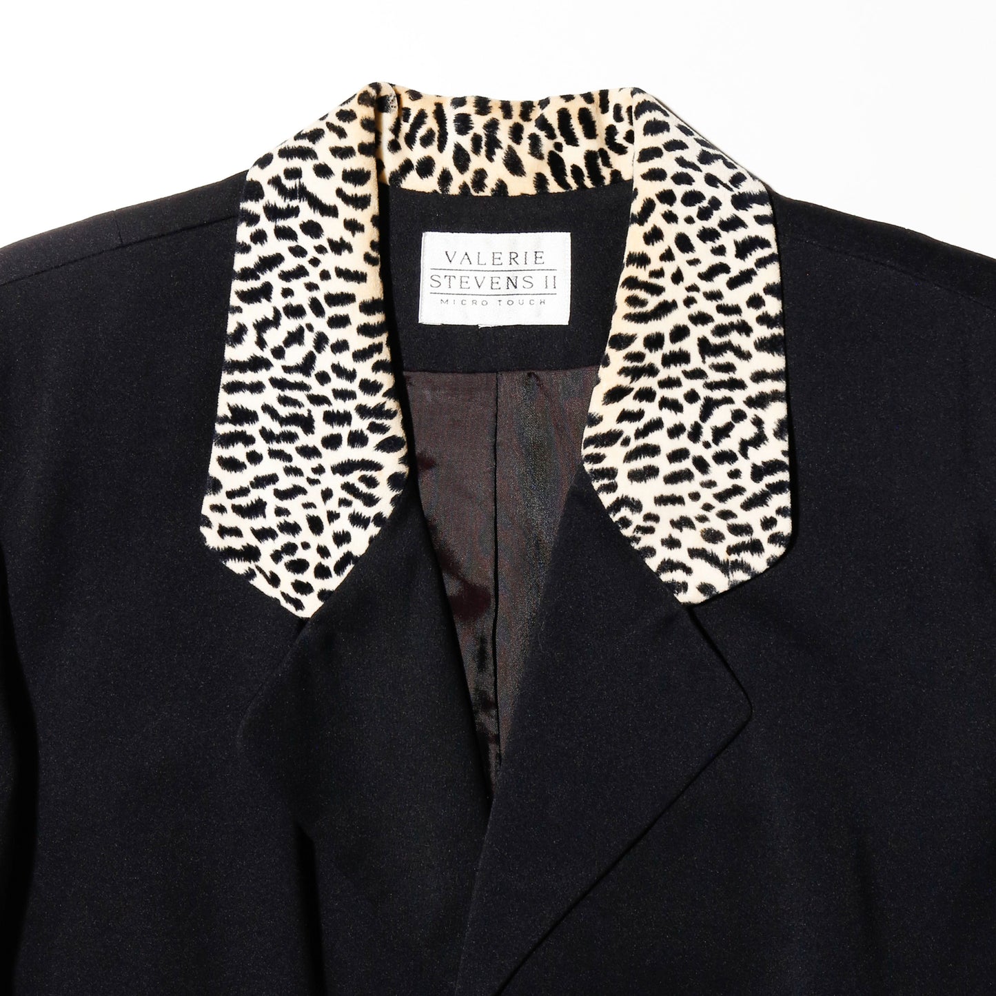 vintage leopard smoking jacket