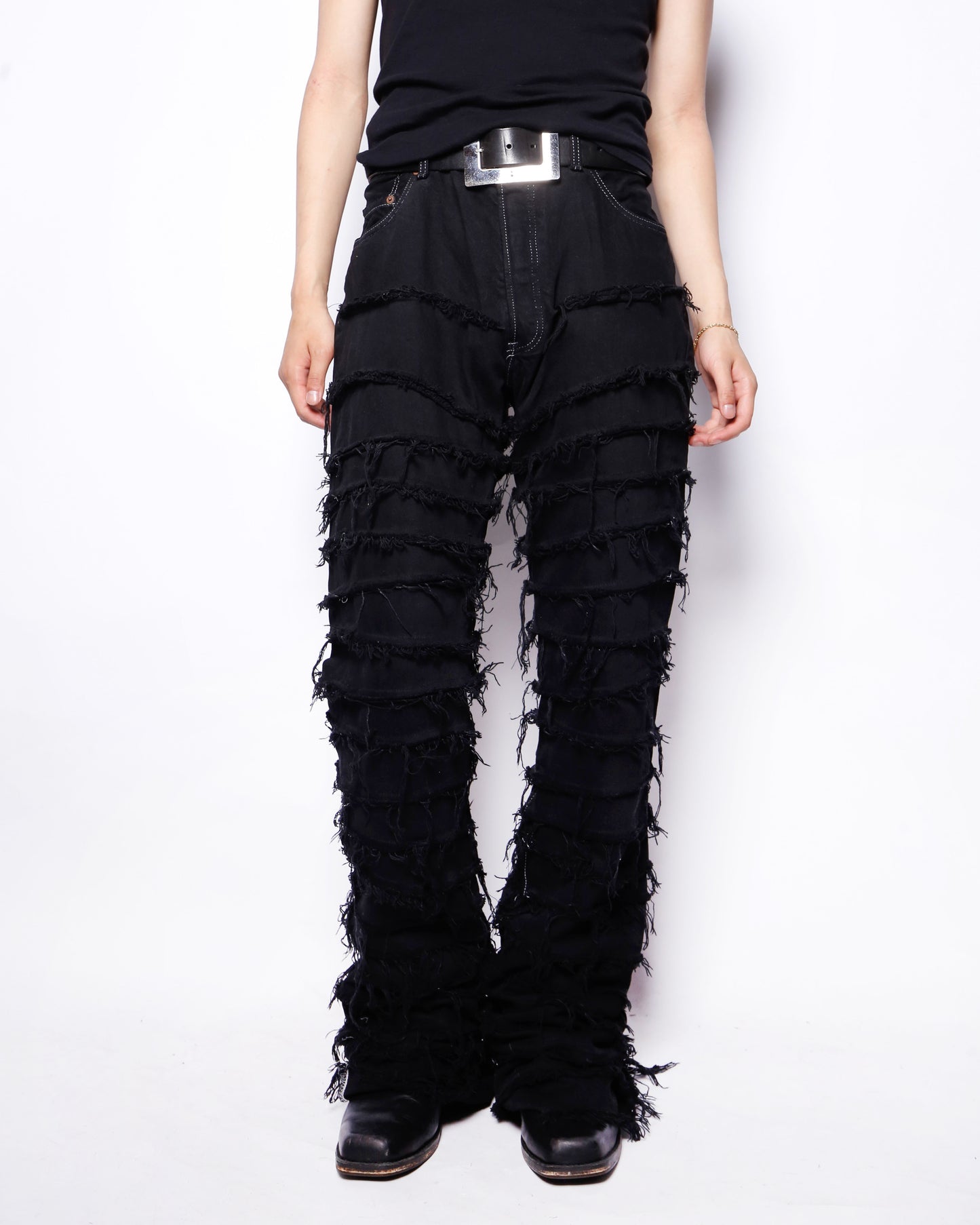 *one-off tsugihagi jeans, model-black finish