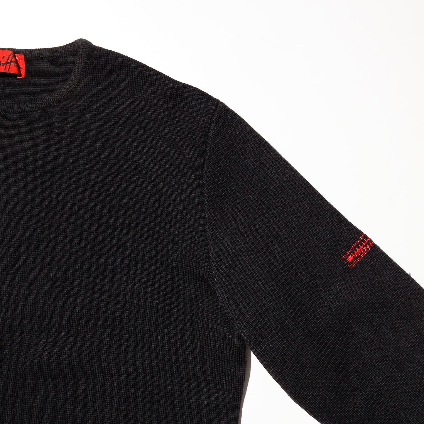 vintage broderie fastener sweater