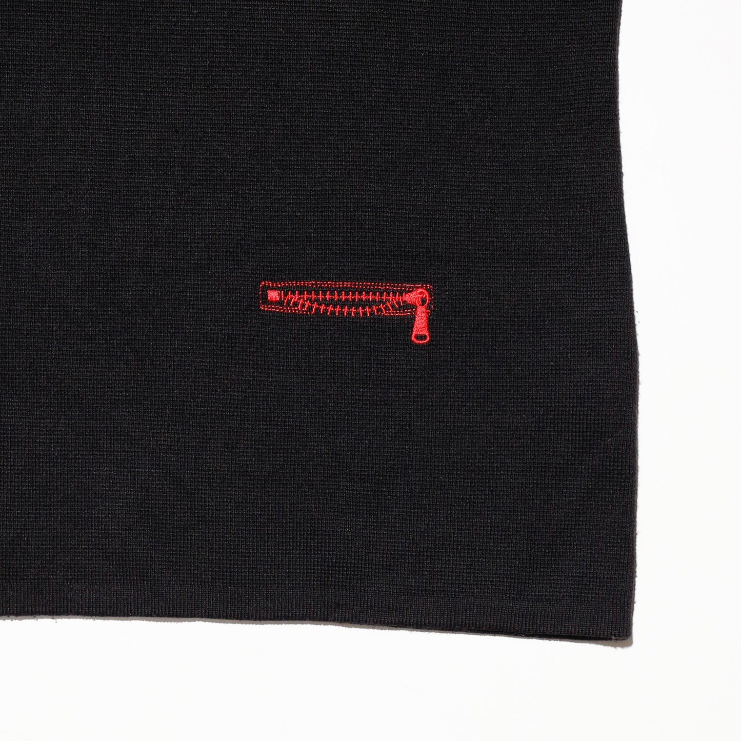 vintage broderie fastener sweater