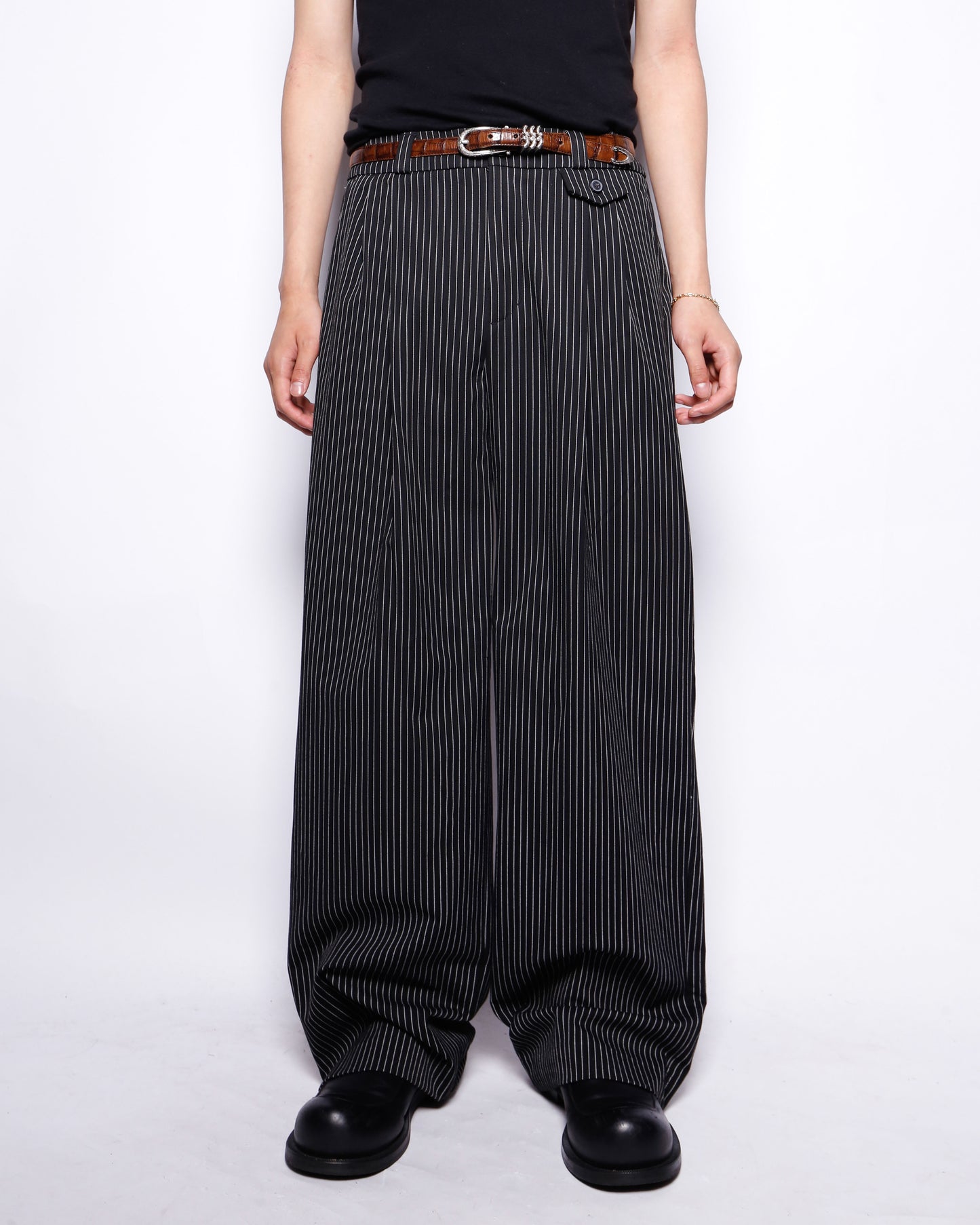 vintage tucked stripe wide slacks