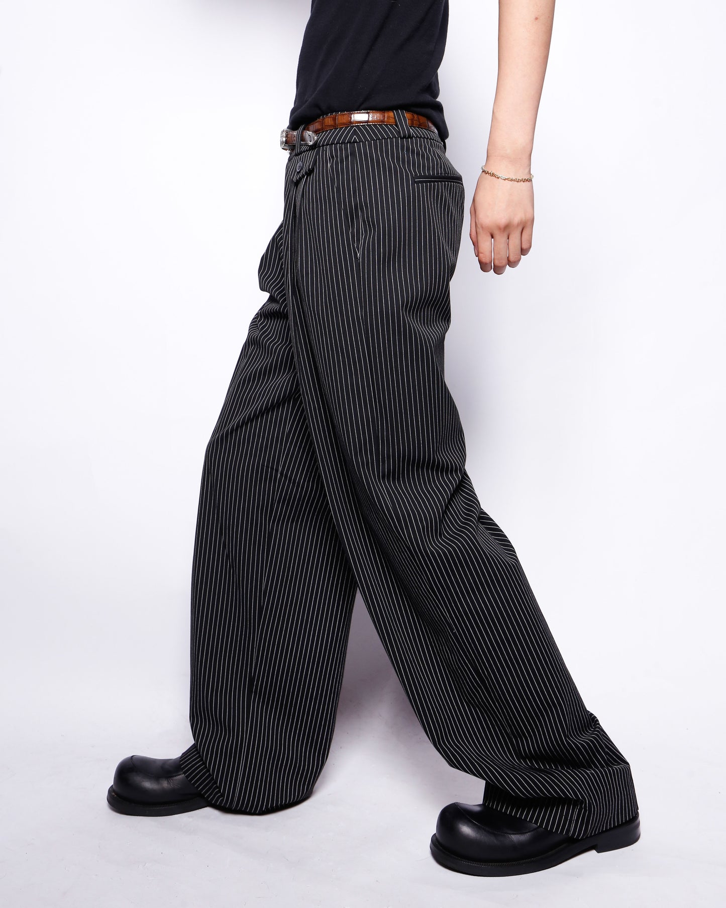 vintage tucked stripe wide slacks