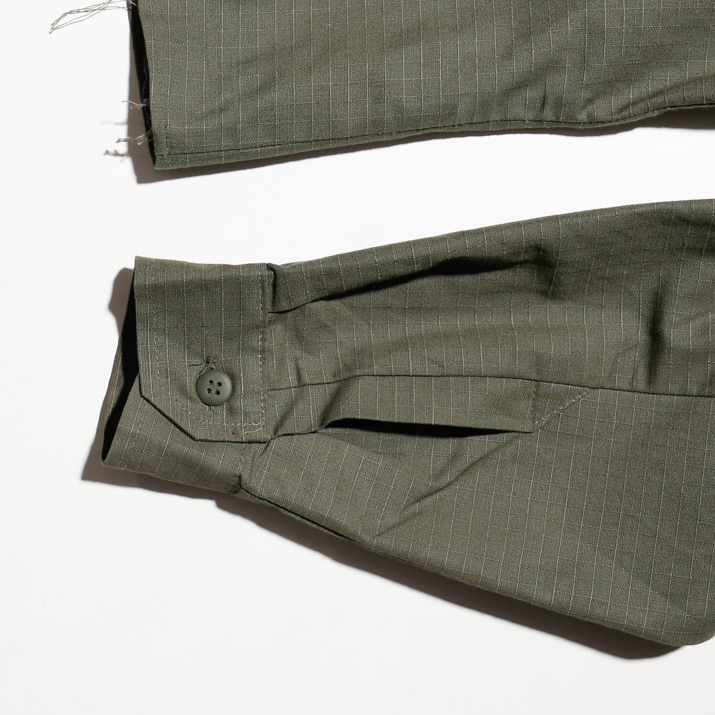 *one-off cropped bowtie field shirt