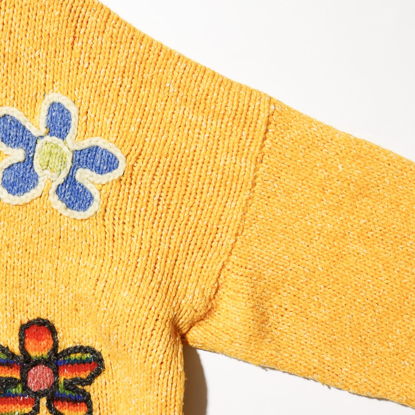 vintage ecuador hand knit flower hoodie