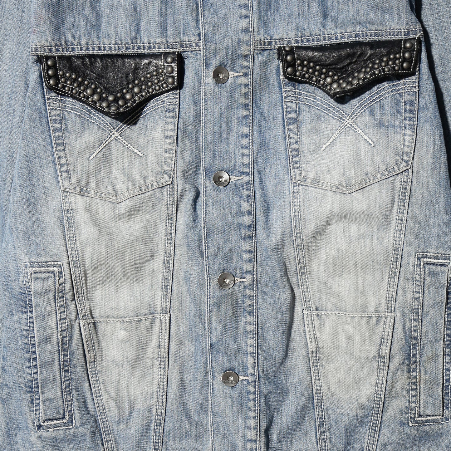 vintage pelle pelle studs/leather flap trucker jacket