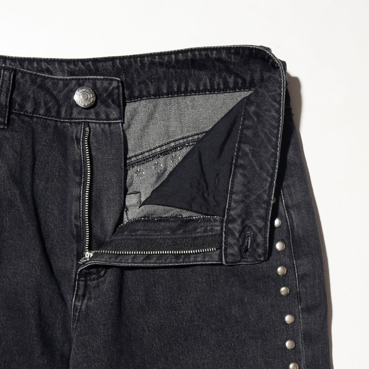 vintage studs wide leg jeans