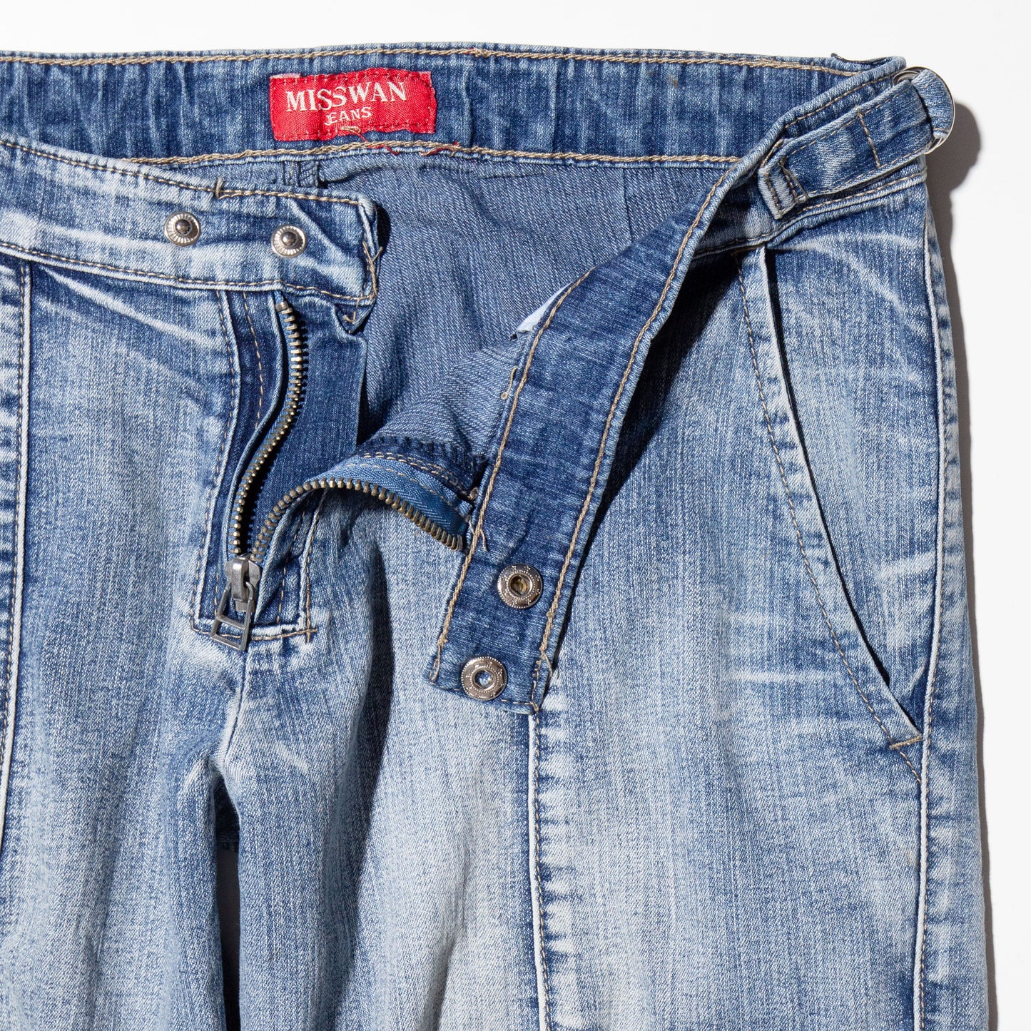 vintage low rise cargo jeans