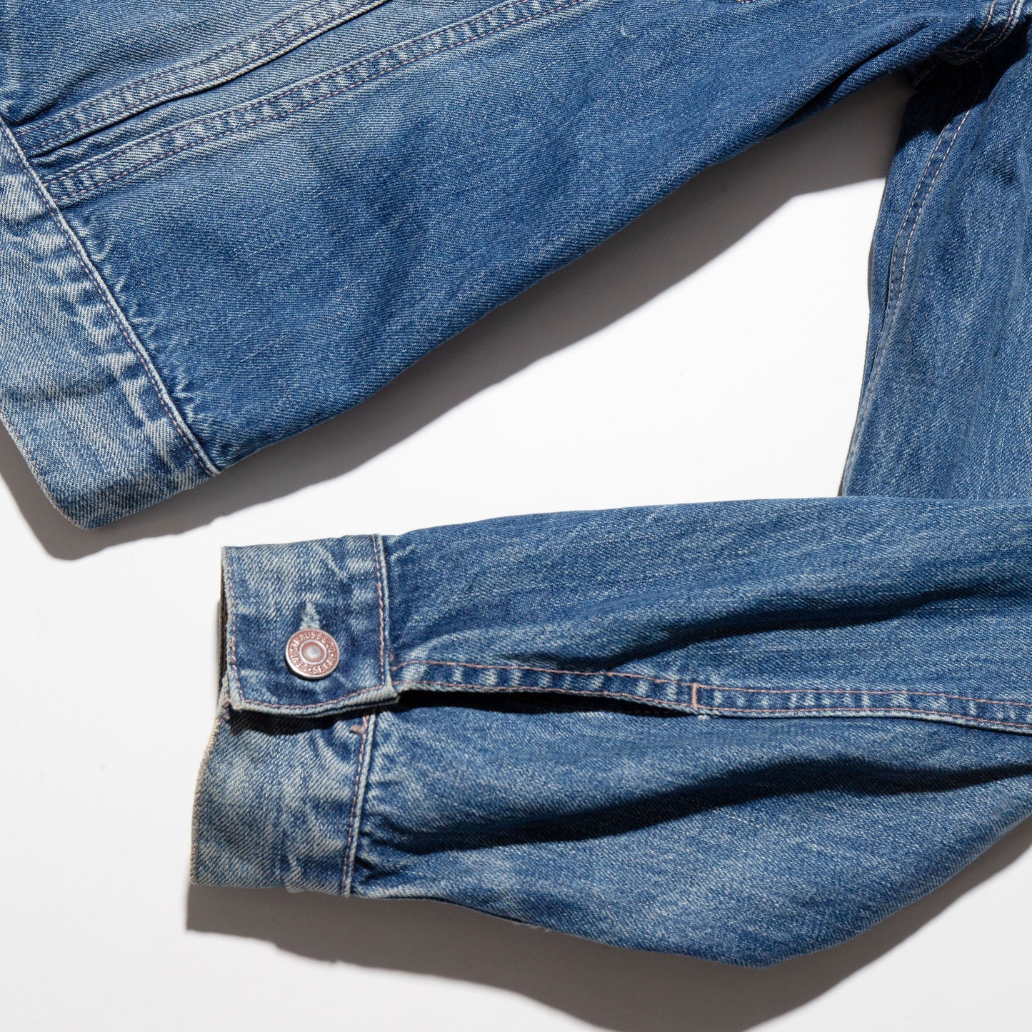 vintage levi's fade trucker jacket