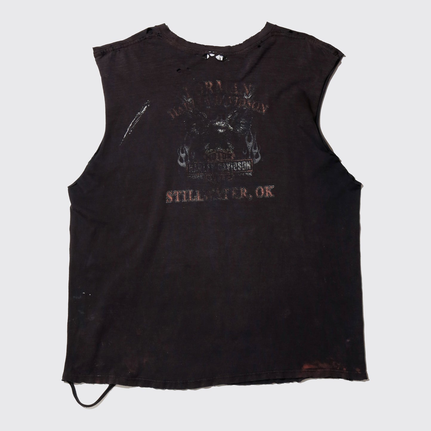 *one-off "the world is yours" broken hand screen n/s t-shirt